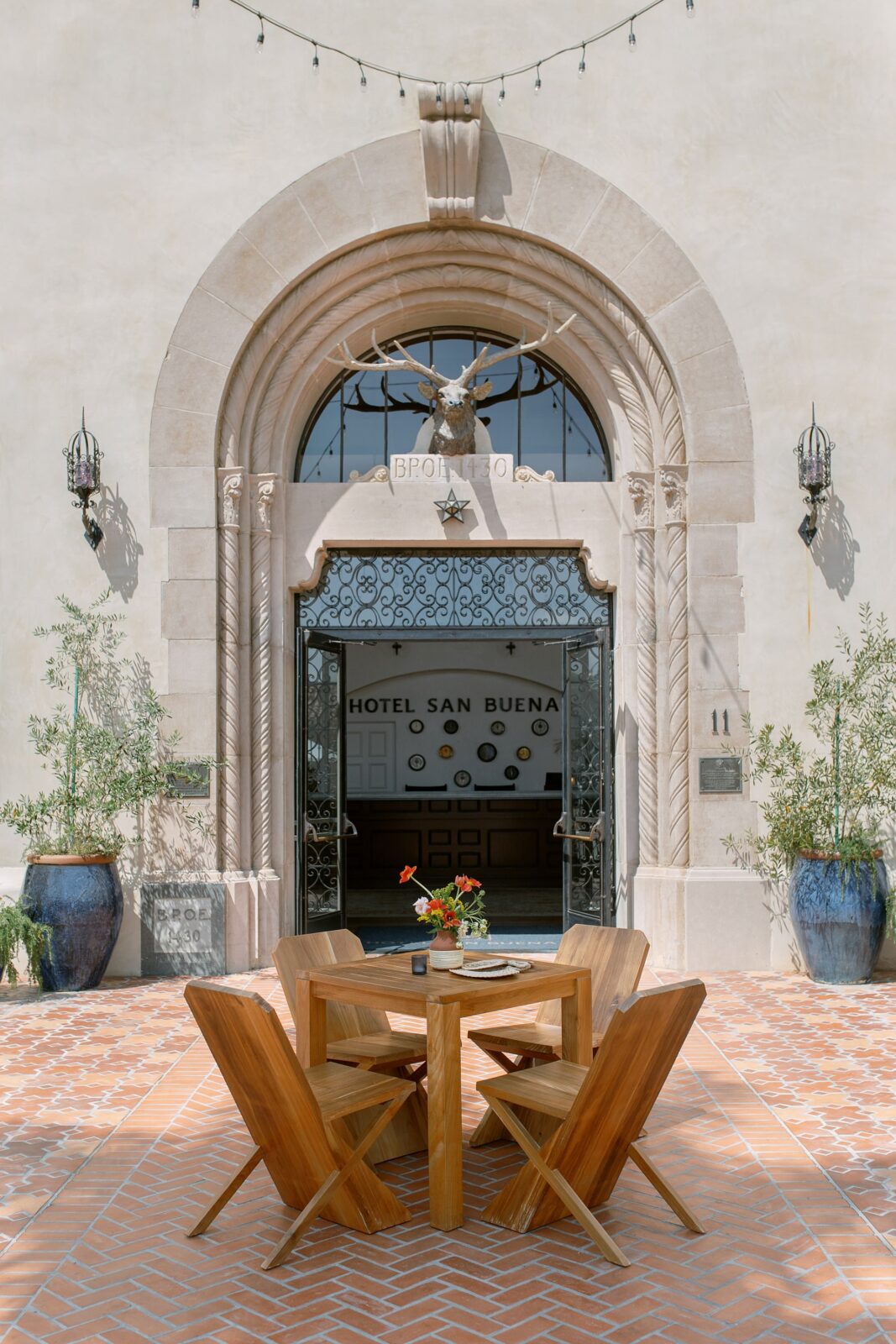 Hotel San Buena entrance